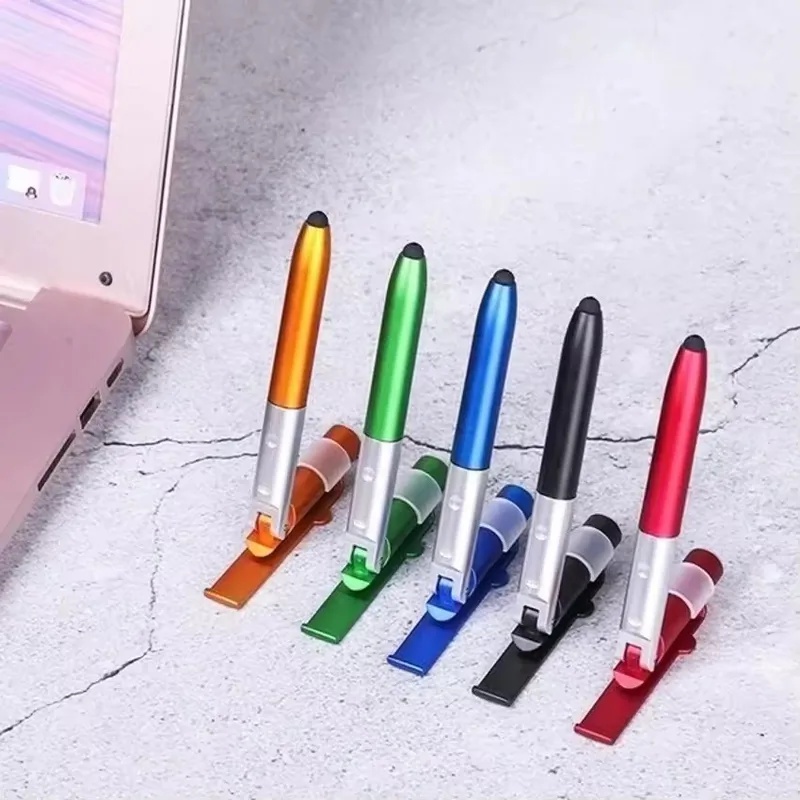 4 in 1 多機能ボールペン LEDライト付き 折りたたみ - Stationery Supplier のレビューと価格