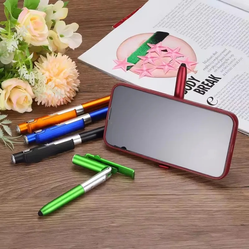 4 in 1 多機能ボールペン LEDライト付き 折りたたみ - Stationery Supplier のレビューと価格